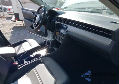 2021 Volkswagen Passat Se из США, поврежденный, VIN 1VWSA7A34MC014427